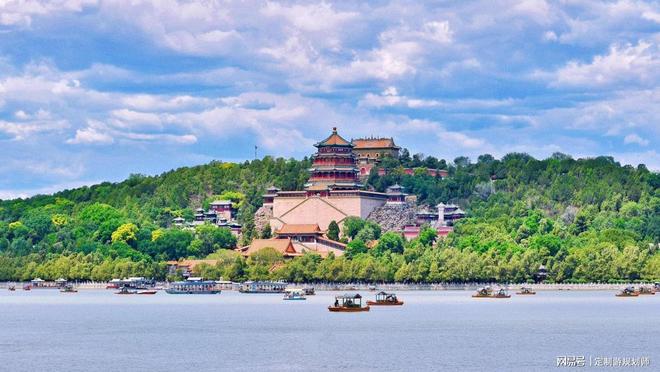 三位宝藏导游解锁不一样的文化之旅！新葡京娱乐带家人去北京旅游怎么玩(图2)