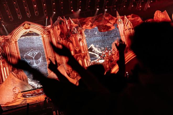 牌落地上海“室内幻境”联动全域文旅新葡京娱乐场app全球顶级音乐节品(图2)