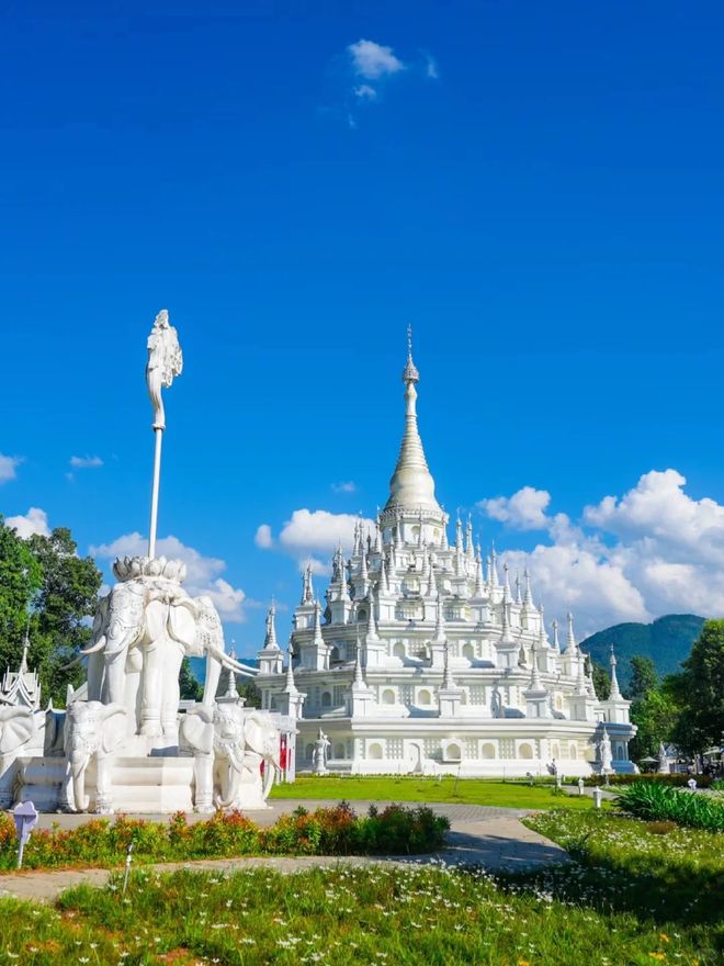 日腾冲瑞丽芒市边境深度游人均费用明细澳门新葡京网页高端小团新体验：云南8(图3)